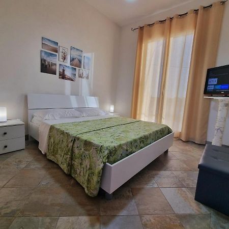 Al Vecchio Carrubo - Lovely 2-Rooms House & Patio Marsala Dış mekan fotoğraf